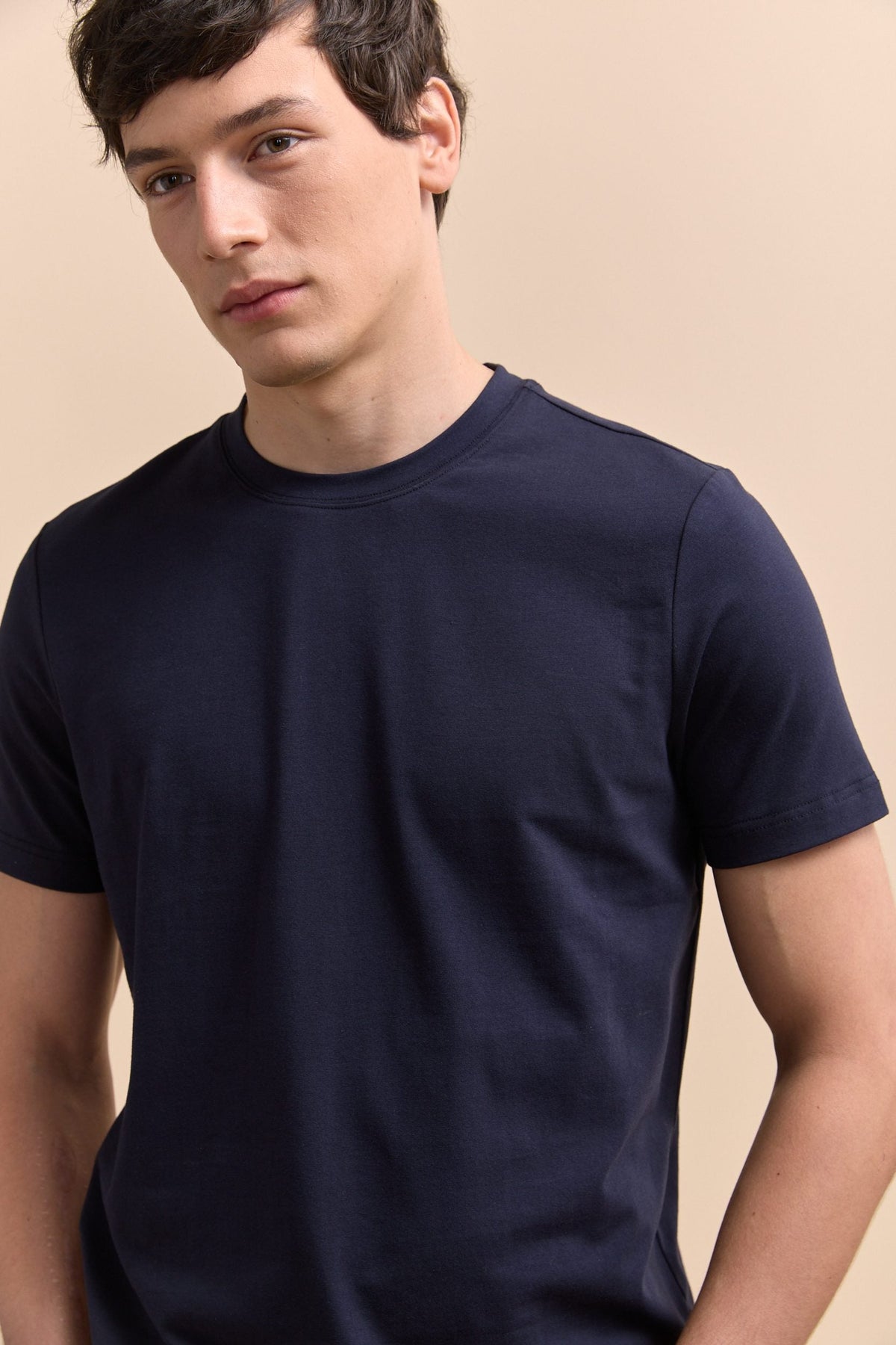 Basic crew neck T-shirt