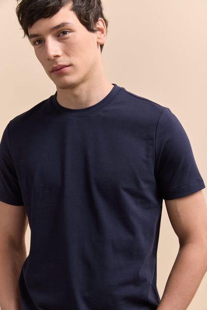 Basic crew neck T-shirt